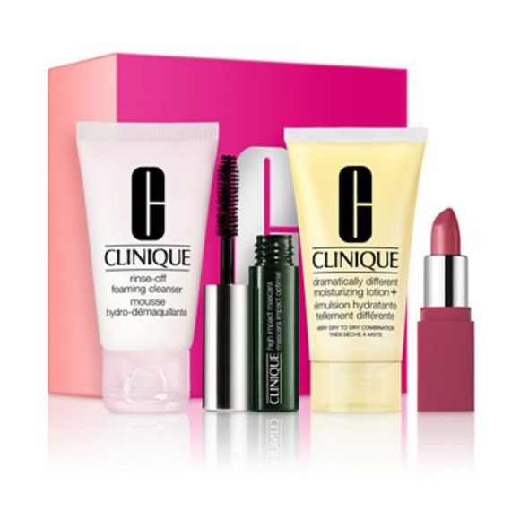 Clinique 4 piece discover skin essentials gift set - Picture 1 of 6